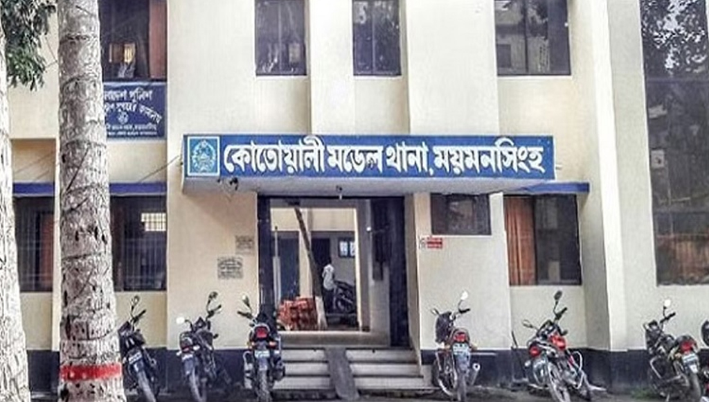 পরীক্ষা শুরুর ৪ ঘণ্টা আগে ছাদ থেকে পড়ে প্রাণ হারালেন এইচএসসি পরীক্ষার্থী